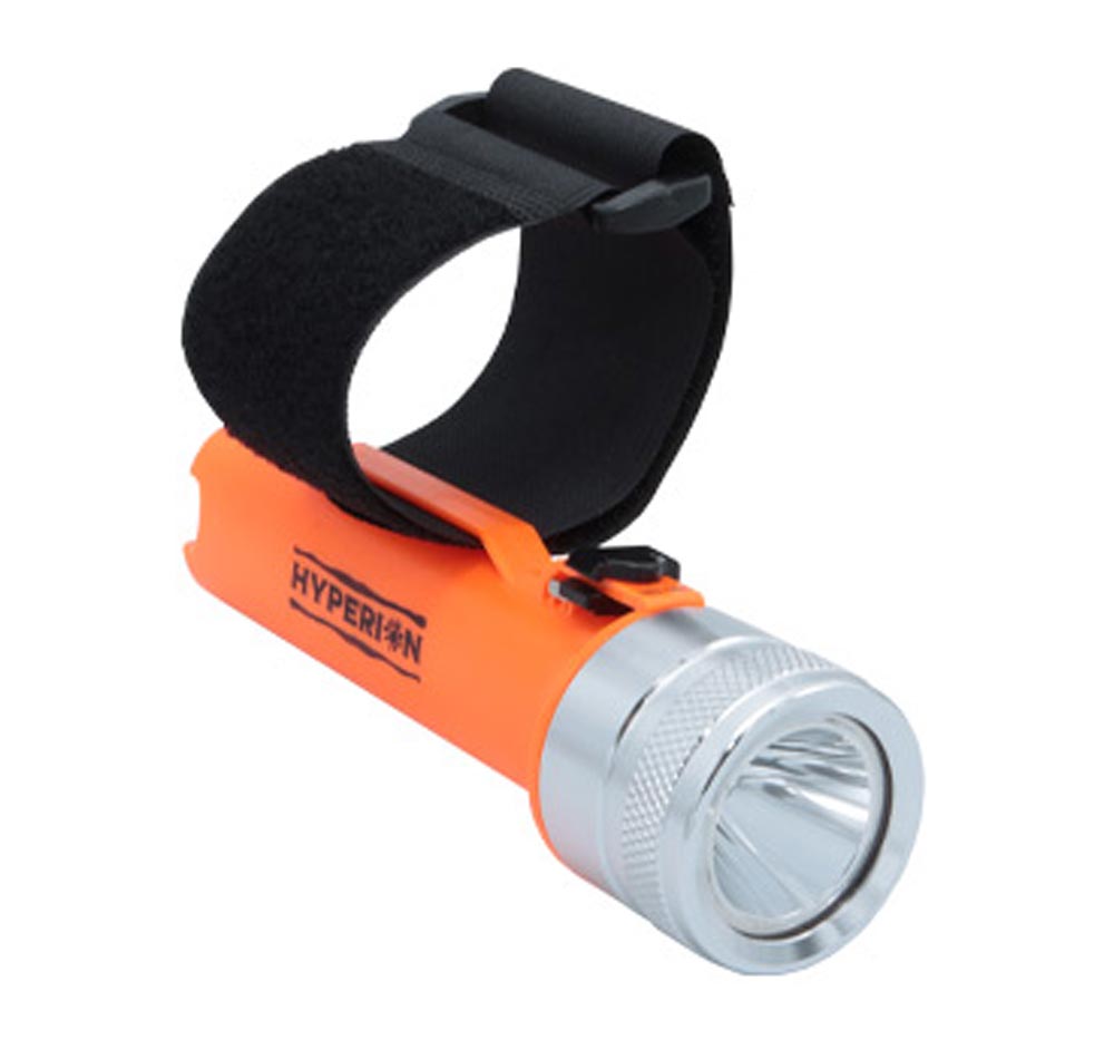 Hyperion FL350 Dive Torch Angle View